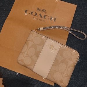 Coach Wristlet Wallet